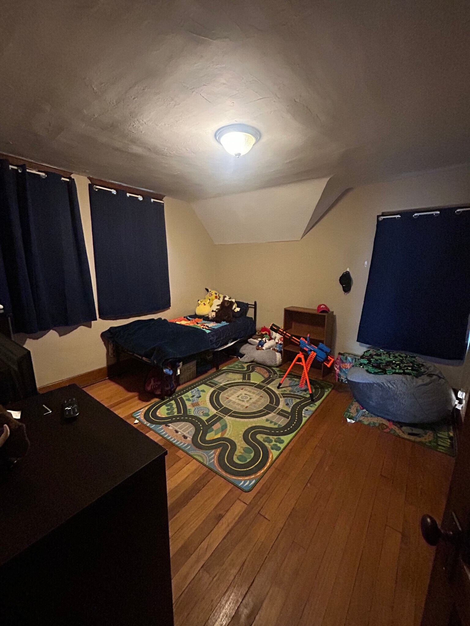 Building Photo - 121 S Main St