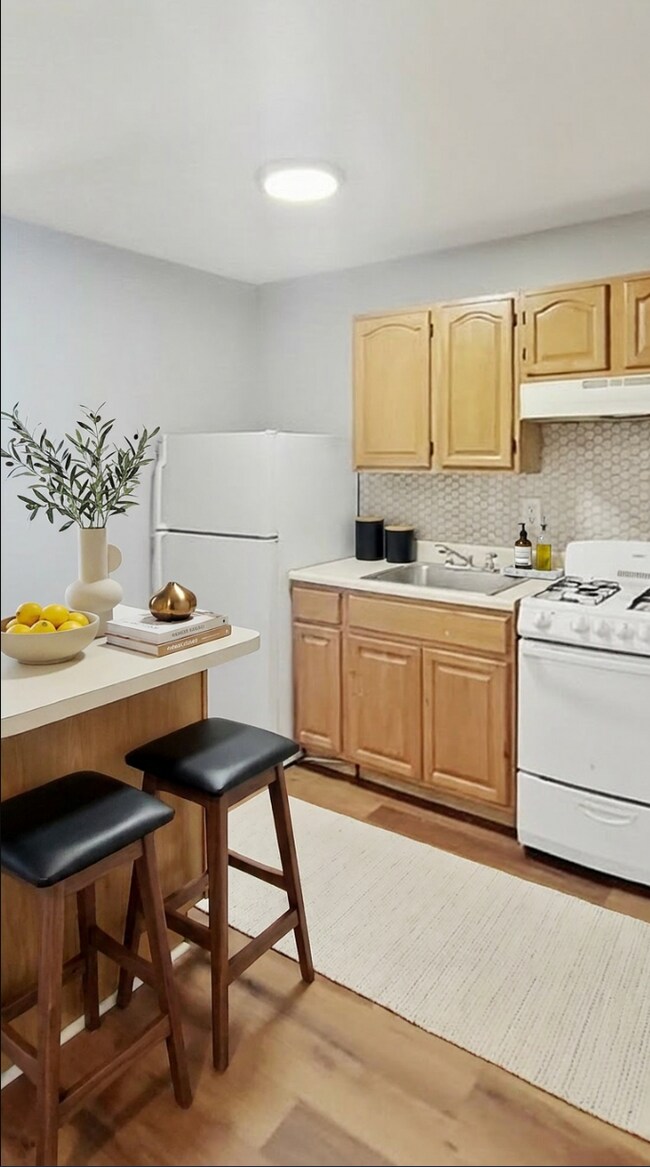 Building Photo - 2 Bedroom Apartment / Darby, PA