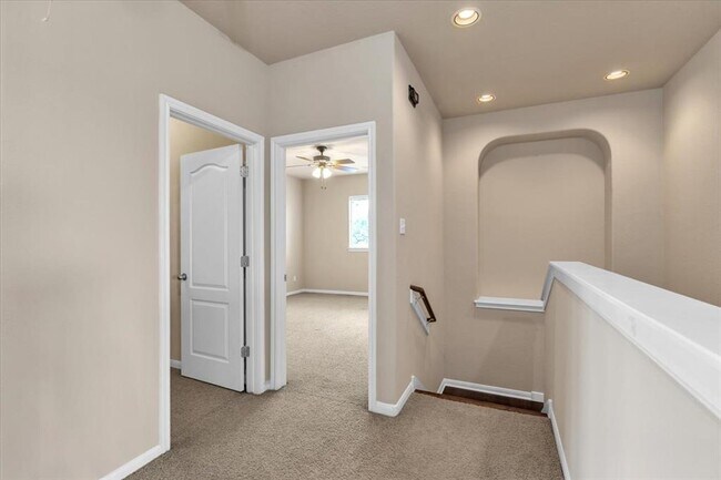 Building Photo - 3504 Dolomite Trail