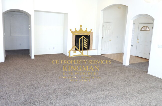 Building Photo - Beautiful 3 bed 2 bath Split Floor plan home - Near KRMC Hualapai Mountain Campus