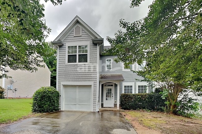 Building Photo - 413 Marsh Lake Rd SE