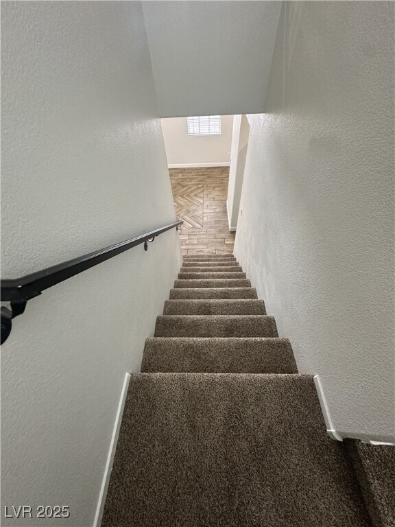 Building Photo - 2183 Polynesia Cir