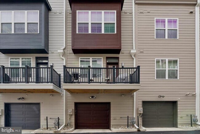 Building Photo - 7345 Blade Dr