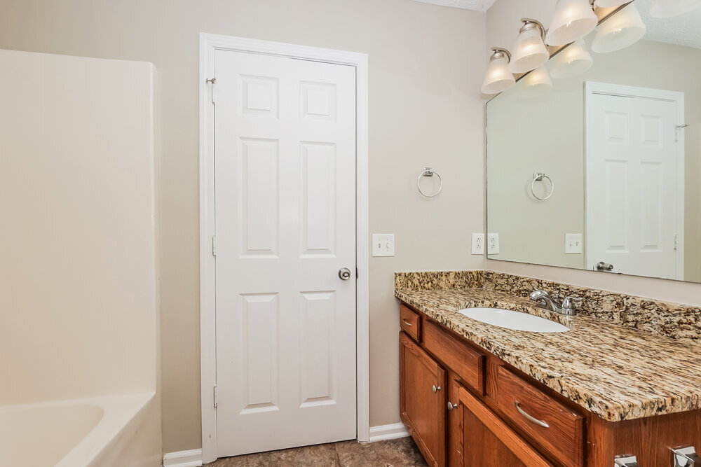 Building Photo - 210 Rapid Waters Ct