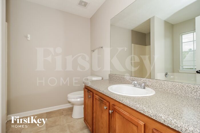 Building Photo - 1555 Keystone Dr