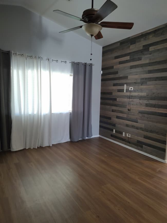 Building Photo - Great Home in Glendale