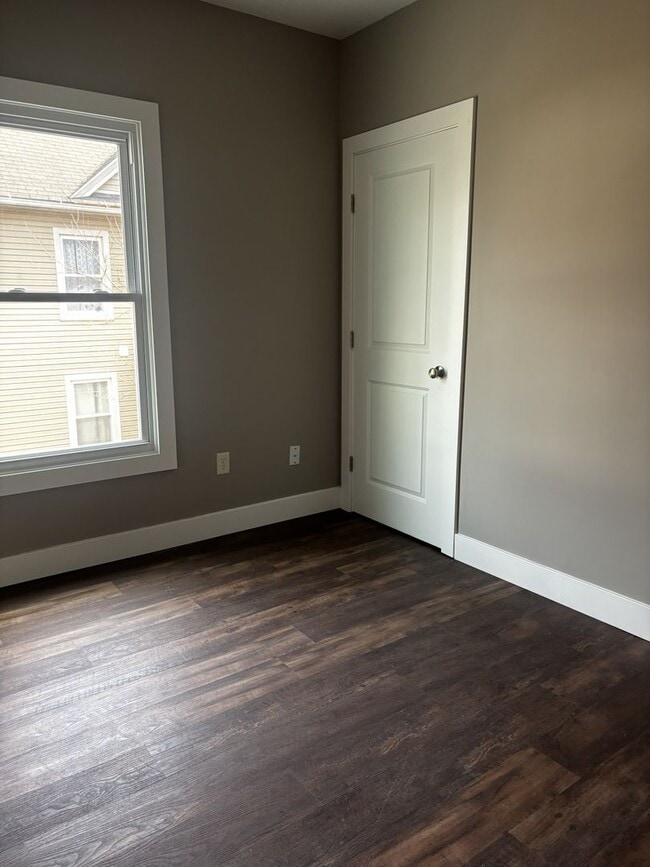 Building Photo - 92-98 Wells Street