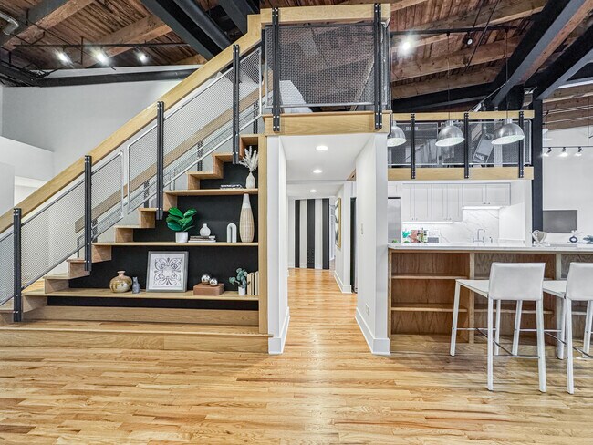 Building Photo - 407 N Elizabeth St