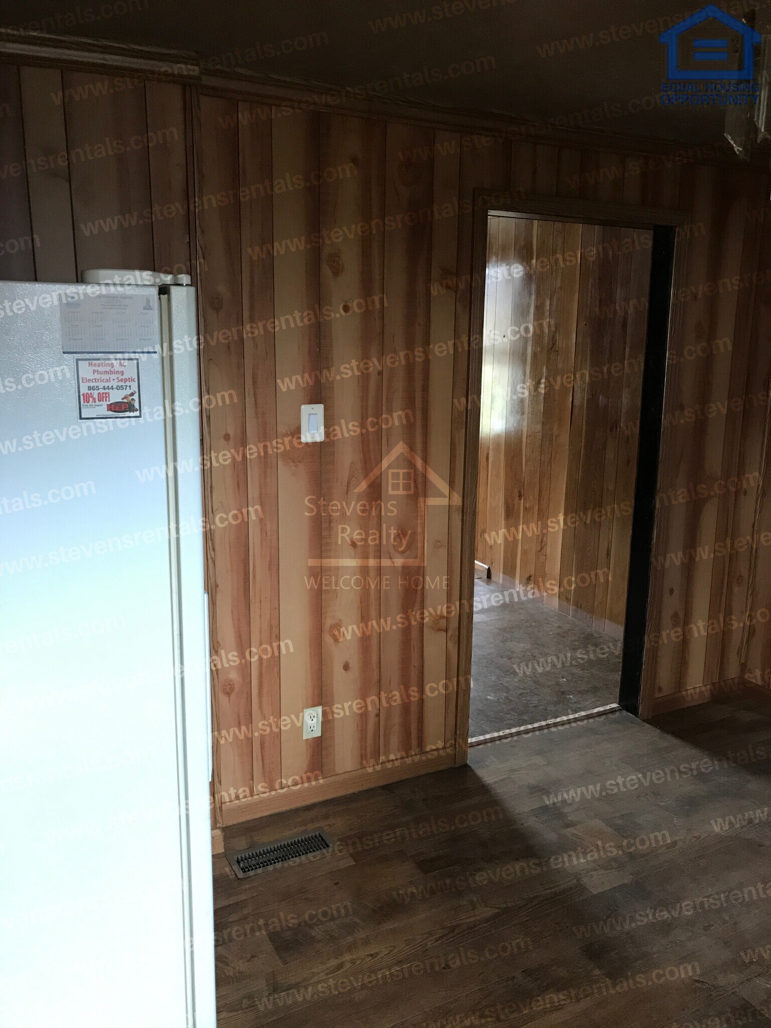 Building Photo - 2110 Brown Ave
