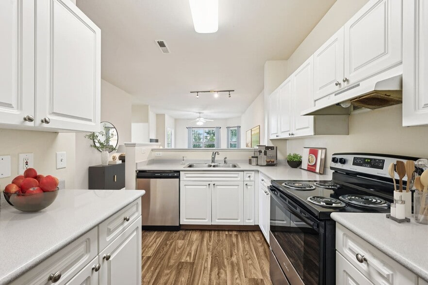 Primary Photo - Estates at New Albany