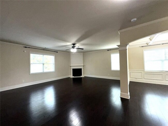 Building Photo - 1365 Delo Ln