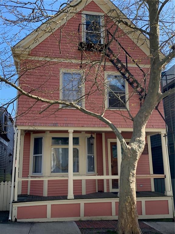 Building Photo - 27 Young St