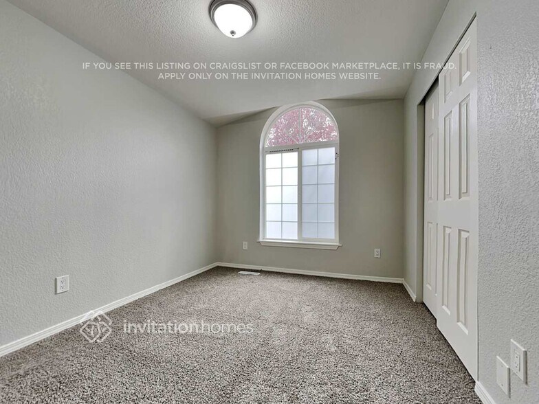 Building Photo - 5936 Danials Loop SE