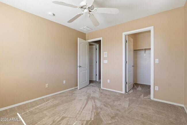 Building Photo - 3118 S 95th Ln