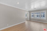 Building Photo - 1/2 W Olympic Blvd