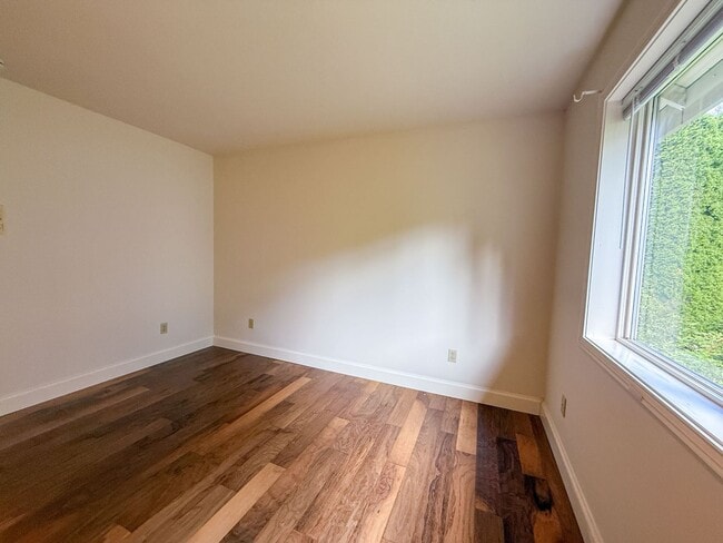 Building Photo - 4bd/3.25ba Seattle House