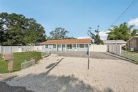 Building Photo - 840 Albritton Ave