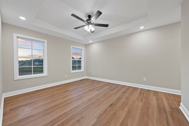 Building Photo - 722 Sheldrake Ln