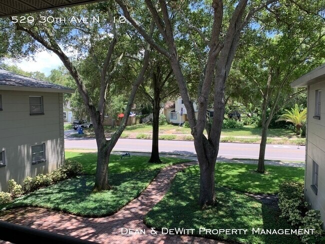 Building Photo - 529 30th Ave N