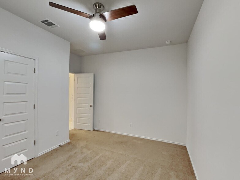 Building Photo - 345 Horsemint Way