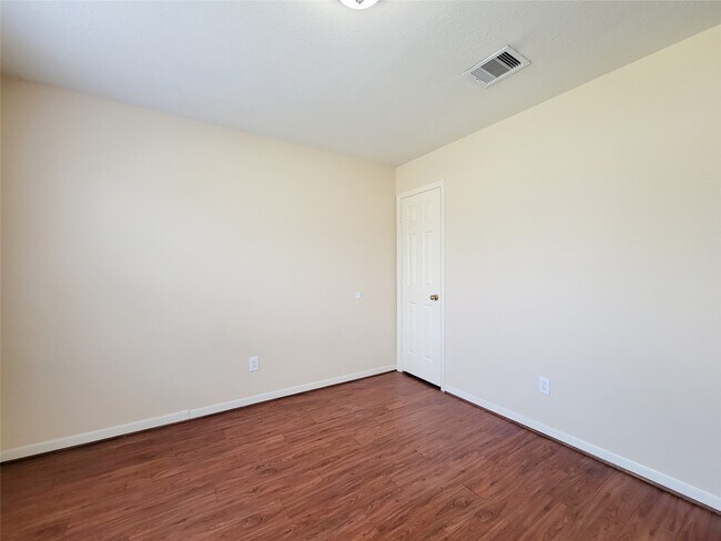 Building Photo - 19718 Byron Meadows Dr