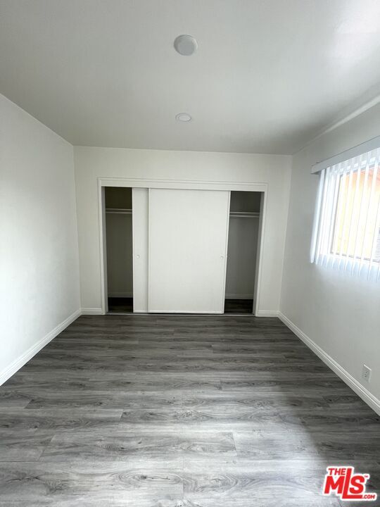 Building Photo - 711 S Sierra Vista Ave