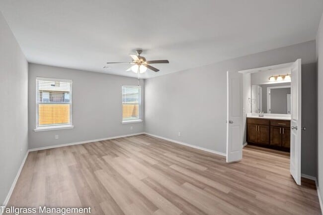 Building Photo - 4/2/2 Home in Sand Springs | MOVE IN SPECIAL!