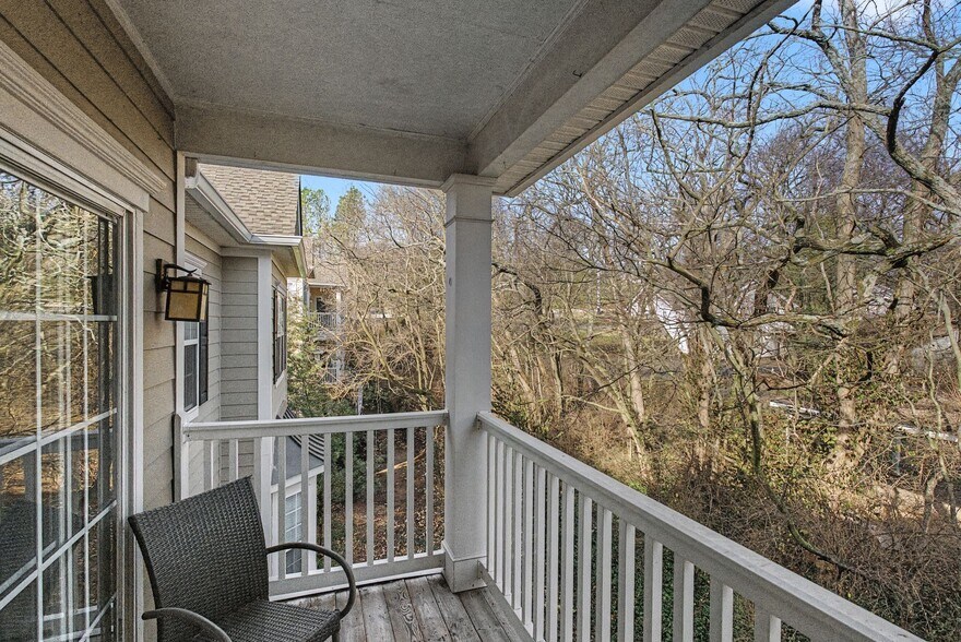 Building Photo - 7230 Althorp Way