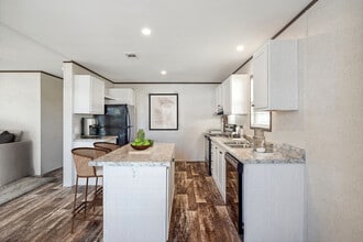 Building Photo - 3945 Deadwood Dr N