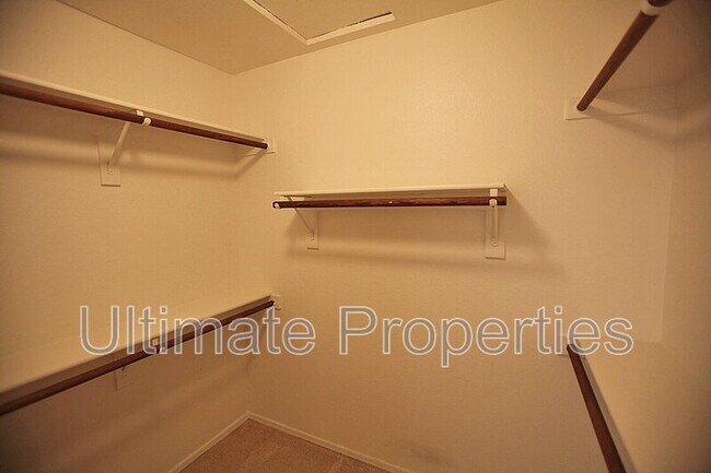 Building Photo - 1225 E Harvard Ave