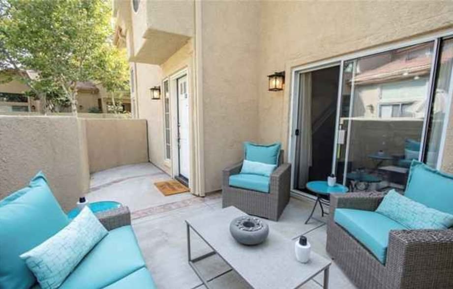 Grand Patio - 23924 Arroyo Park Dr