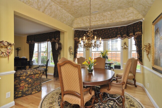 Building Photo - 6727 Evensong Ln