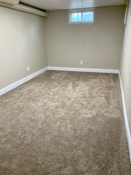 Downstairs non conforming room - 821 W 7th St