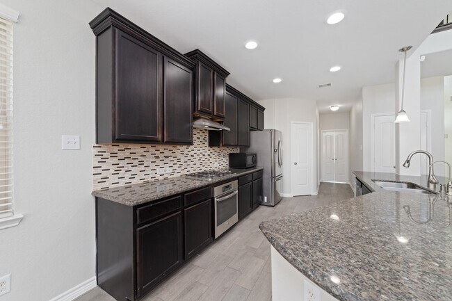 Building Photo - 11911 Cittanova Dr