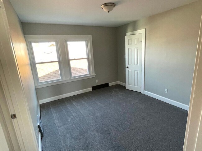 Building Photo - 6711 Dartworth Dr