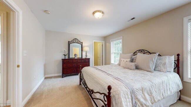 Building Photo - 7703 Wolfpen Ridge Dr