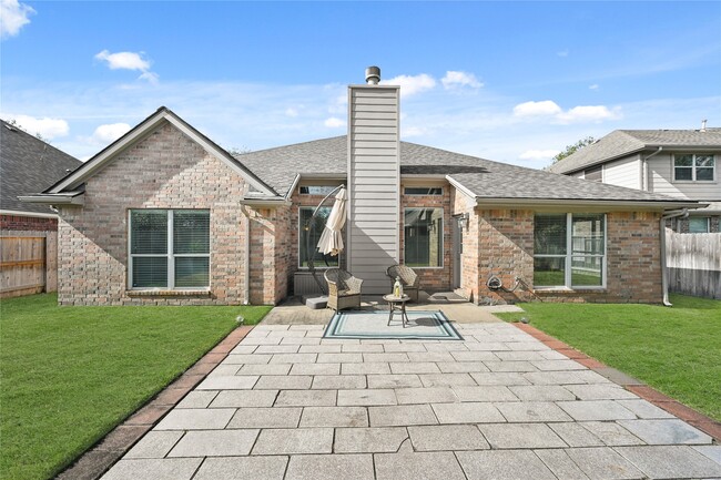 Building Photo - 1330 Leigh Gdns Dr