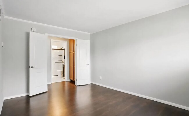 Building Photo - 6333 College Grove Way