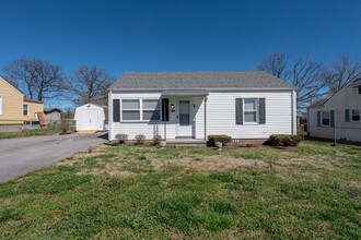 Building Photo - 1814 Kettering Rd