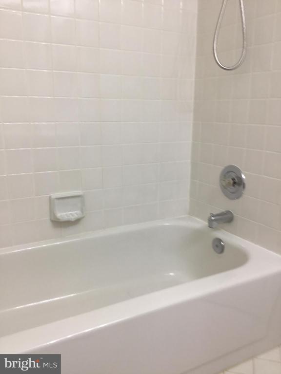 Building Photo - 12323 Fox Lake Ct