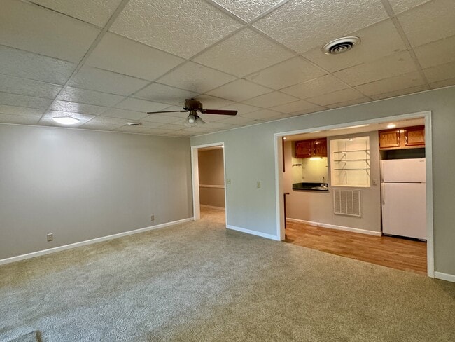 Building Photo - 212 Talah Ln