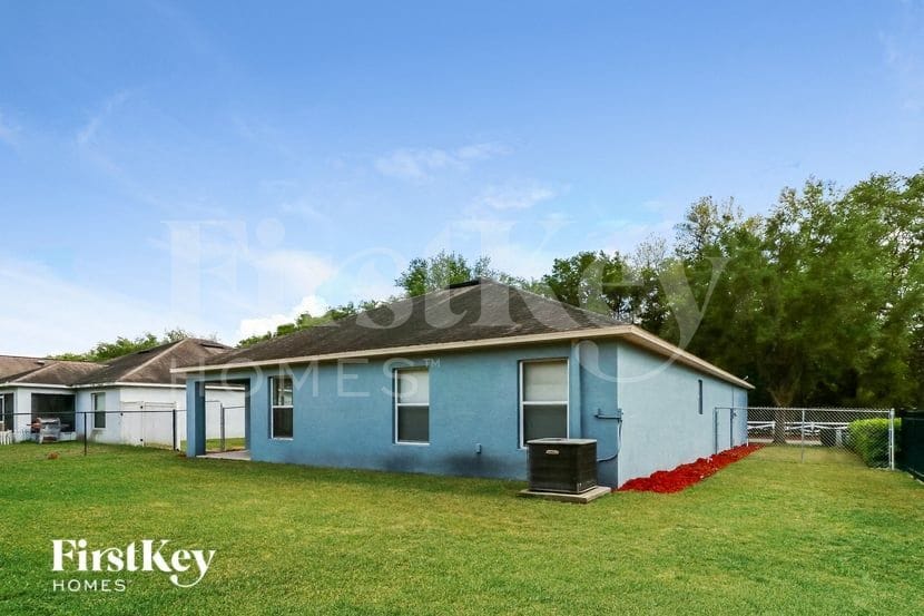 Building Photo - 826 Barrister Dr