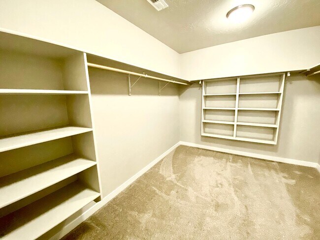 Building Photo - Beautiful 4 Bedroom, 4 Car Garage With Small Trailer Parking in Star - Available NOW