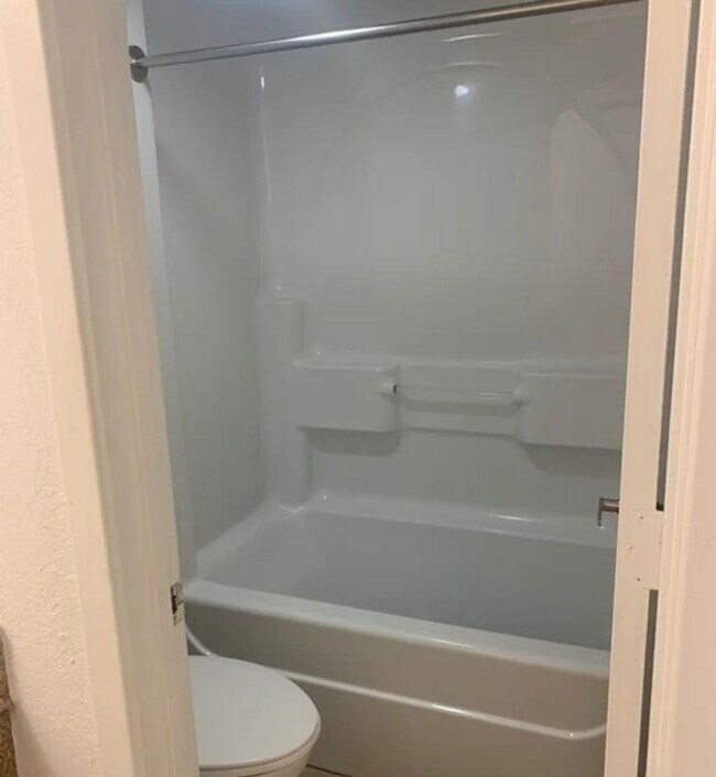 Building Photo - 5-B Riptide Bch Clb