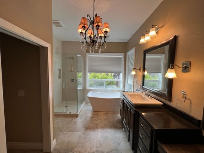 Building Photo - SPACIOUS & STYLISH CUSTOM HOME- 4 BEDROOMS...
