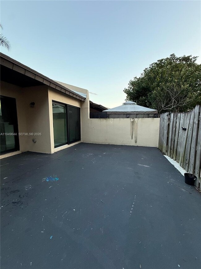 Building Photo - 11220 SW 125th Pl