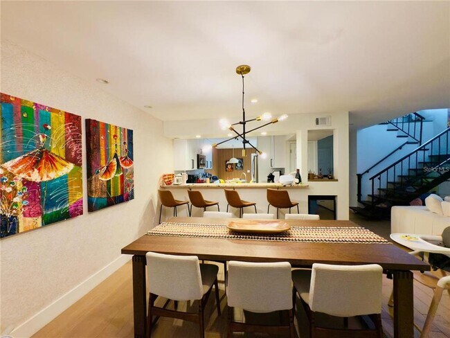 Building Photo - 8113 Breeze Cove Ln