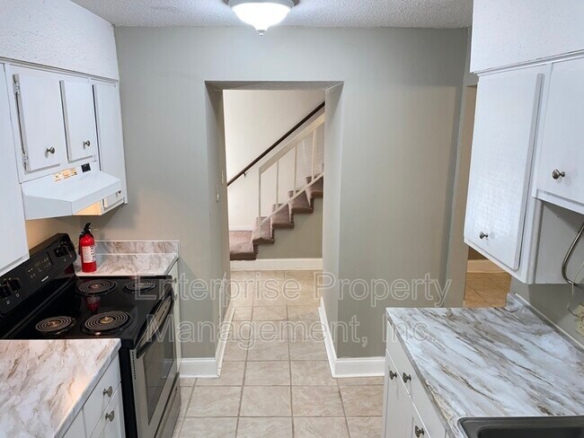 Building Photo - 8176 Harley Sq.