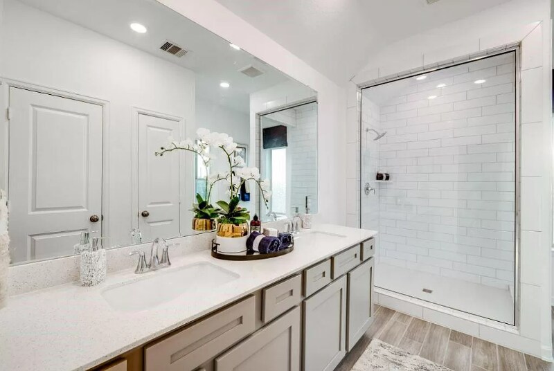 Building Photo - 4135 Balboa Dr