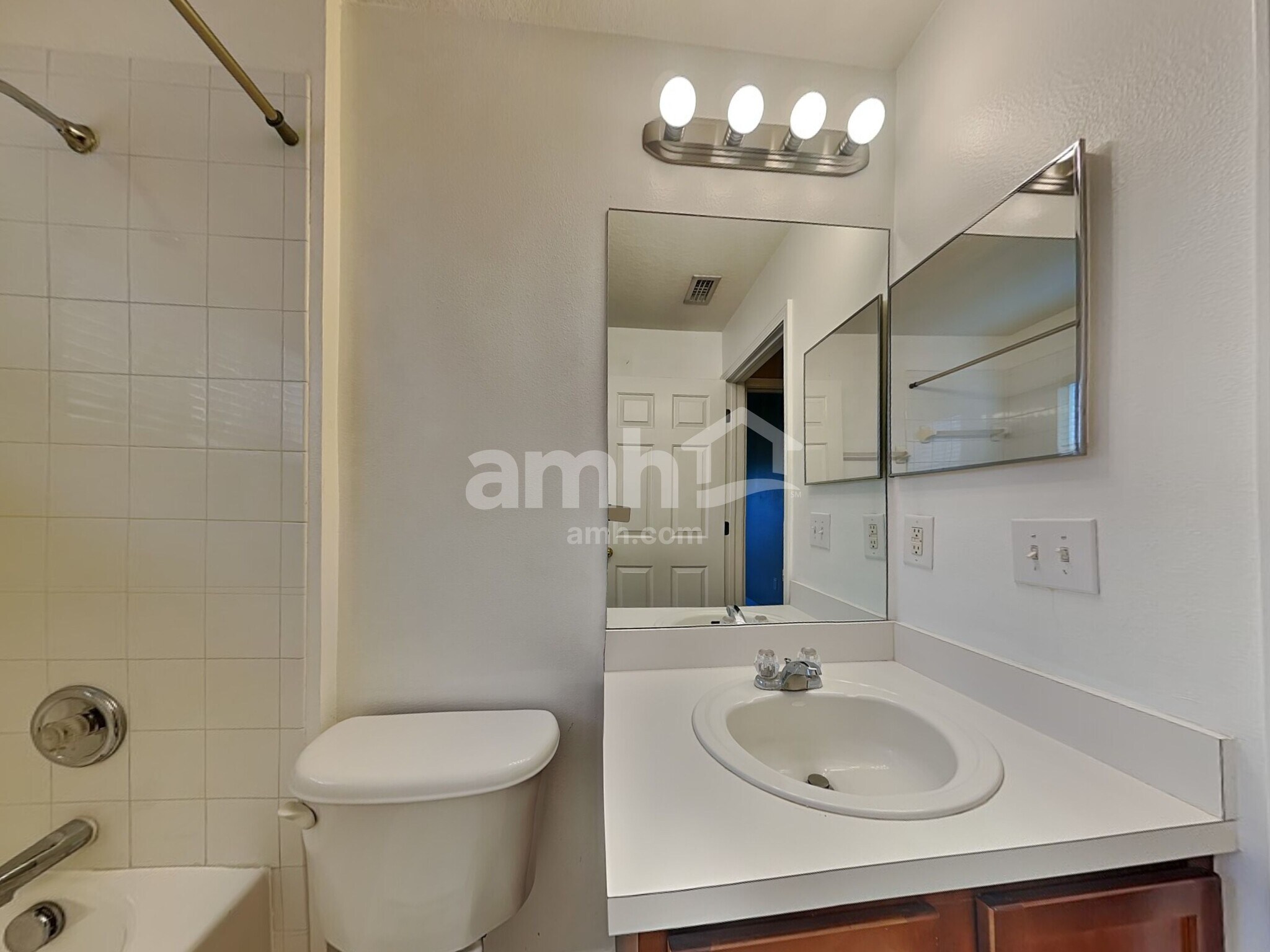 Building Photo - 6821 Aramon Ct